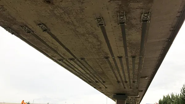 Укрепление городского моста в Дацине