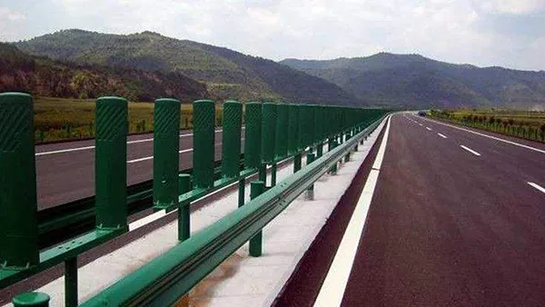 Дорожные ограждения